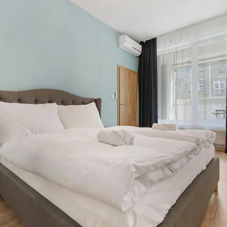 Lam Mint - Ac - Balcony Bratislava